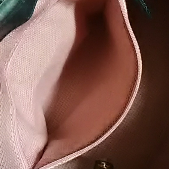 Authentic Dooney & Bourke Annalisa croc satchel - Picture 8 of 8